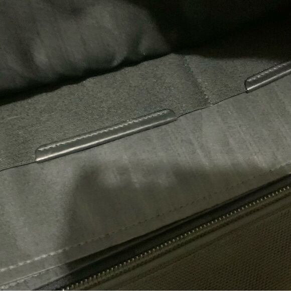 TUMI Black  alpha Ballistic expandable Laptop Business Briefcase - Picture 14 of 14